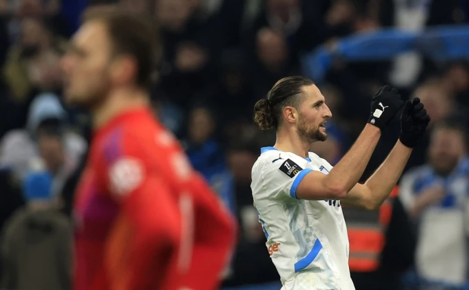 EPA/Guillaume Horcajuelo