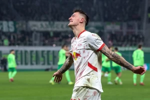 Gotova letnja sapunica, Šeško zaokružio Junajtedovo renoviranje napada od 230.000.000 evra!