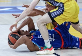 Efesovoj agoniji nema kraja