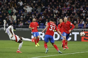 Braća Rumuni udarnički!