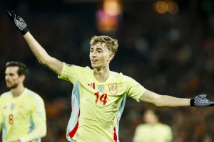Real i Juventus neće, ali ima ko hoće Hujsena, poznat prvi favorit za dovođenje sjajnog štopera!