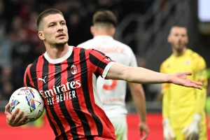 Veliki preokret, Luka Jović sve bliži da ostane u Evropi?! Šta ga vuče ka "grobarskom" klubu?