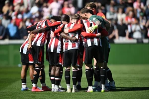 Brentford sprečio novu senzaciju, šestoligaš Maklsfild se dostojno oprostio od FA kupa!