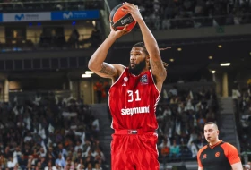 Devin Buker u novom klubu u Evroligi!