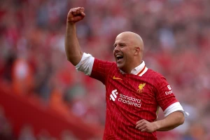 Liverpul - Kako je "kineski telefon" osvojio titulu?