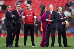 Spremaju se promene u Liverpulu, ali on nije jedna od njih i dobiće još novca!