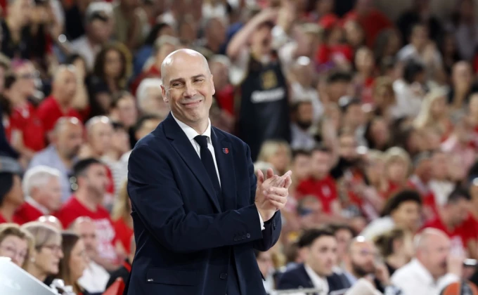 EPA/SEBASTIEN NOGIER