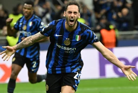 Vlahović i Čalhanoglu i titula ti je završena?!