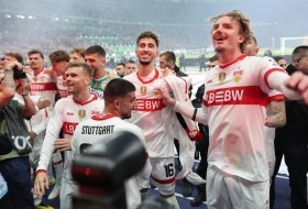 Štutgart pokazao zube Bajernu - šampion povlači nepopularan potez?