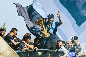 Ovo su dva tima Napolija za novu sezonu, šampion se zna?! Iskoristite veliku kvotu...