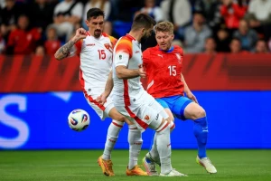 Osvajao je trofeje u najjačim ligama, a sinoć je sa Crnom Gorom doživeo debakl na Farskim Ostrvima...