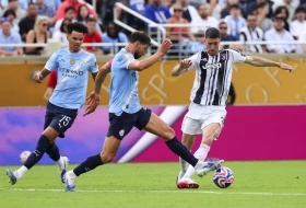Vlahović sve dalje od Milana, saigrač mu poručuje da ostane u Juventusu!