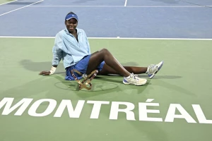 Montreal - tinejdžerka napravila senzaciju i posle preokreta stigla do trofeja