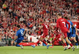 "Enfild" gledao spektakl - šest golova i slavlje Liverpula u prvom meču sezone