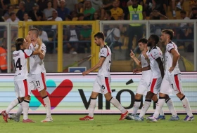 Kamara verovatno završio sezonu, Aston Vila kupuje u Milanu?!