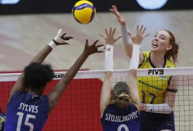 Brazilke "počistile" Francusku za polufinale - Bergman razigrana pred Italiju