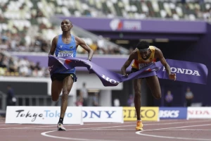Najluđa završnica maratona ikada! Simbu pobedio za 0.05 sekundi!