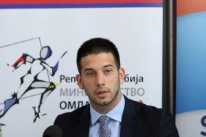 'Zvezda i Partizan sami da reše probleme'