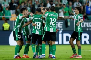 Betis pobedom častio Pelegrinija za istoriju, Osasuni je potreban raspucaniji Budimir