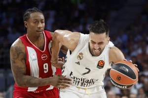 Zvanično - Li u Efesu, debi protiv Zvezde