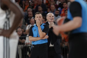 Micićeva četvrtina za istoriju, Hapoel srušio Valensiju! Ivanović naterao Džejmsa na 1-11!