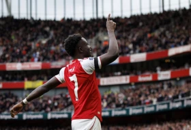 Božićni poklon - Bukajo Saka!