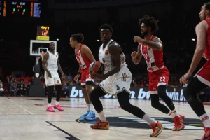 Ništa od povratka u Italiju, Dubai "blindira" Abasa