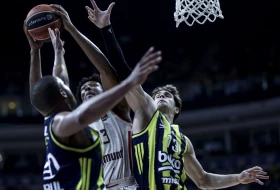 Meli i Biberović vodili Fener do pobede u derbiju
