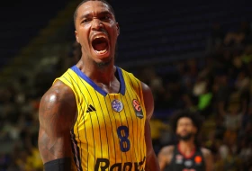 Loni Voker i Makabi prebacili "stotku", Zvezda ima novu brigu