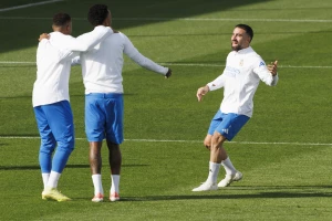 Peh za Realovog kapitena - Opet isto koleno muči Karvahala i zatvara ga do kraja godine