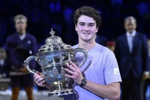 Nova zvezda svetskog tenisa - Žoao Fonseka šampion Bazela, uz veliki skok na ATP listi!