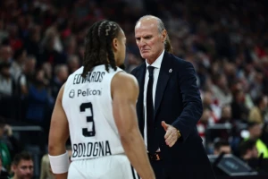 Puklo između Ivanovića i Edvardsa, poslednja četvrtina je sve pokazala