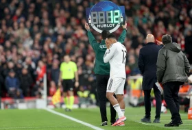 Karager podržao navijače: "Trent ih obmanuo", Kurtoa: "Nije prešao u Mančester junajted"