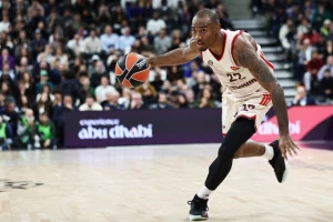 Sjajna partija Ajzee Majka, odličan i Lučić u novoj pobedi Bajerna