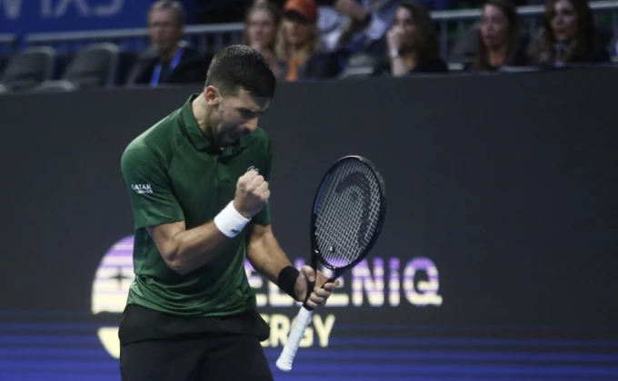 EPA/YANNIS KOLESIDIS