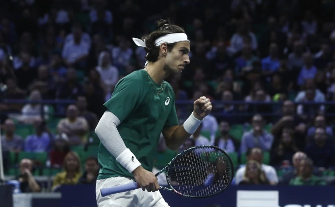 EPA/YANNIS KOLESIDIS