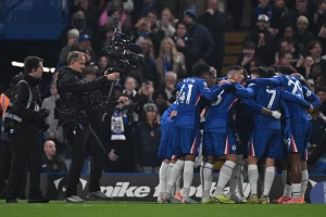 Čelsi dao tri gola, a i to je veća brojka nego što Vulvsi imaju bodova posle devet kola
