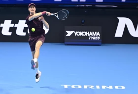 Grčevi "pojeli" Ože-Alijasima, Siner pobedom započeo Završni masters