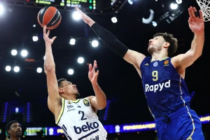 Buđenje Fenerovo! Pukla "stotka" u Sofiji, Hapoel brojao do 114!