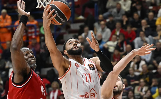 EPA/Daniel Dal Zennaro