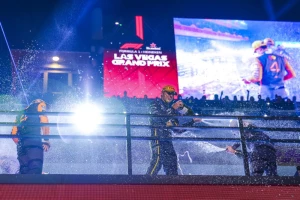 Ferstapen najbrži i u Vegasu, finiš sezone sve uzbudljiviji!