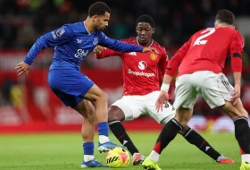 Kad dve reči prekriju osam golova - poruka Mejnuovog brata bacila senku na spektakl