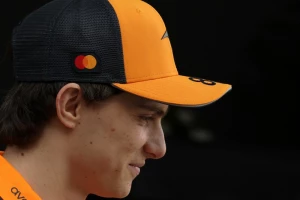 Pjastri se budi, u sprintu kreće sa pol pozicije!