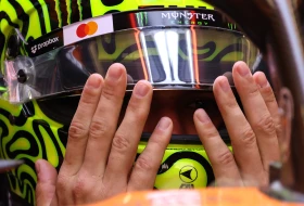 Lando Noris koristi benefite prvaka i menja broj bolida