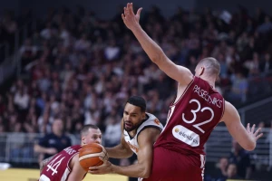 Vujošević blistao, ali nedovoljno protiv Letonaca, Ponjitka vodio Poljake do nove pobede