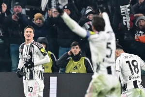 Juventus slavi pobedu, ali strepi zbog Vlahovića