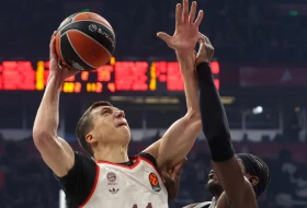 Bajernovih 11:0 za preokret u finišu i novi trijumf