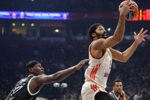 Dinvidi morao hitno za SAD, Pešić u problemu pred Makabi