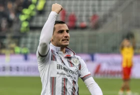 Decembar u znaku Kremonezea - novajlija slavio kod kuće posle tri i po meseca