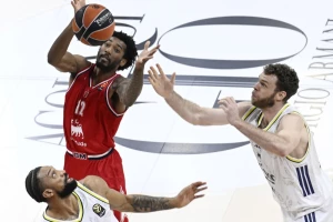 Čudesni Kolson nosio Fener do pobede u Milanu, Hifijeva "revija promašaja" za poraz Pariza u Madridu